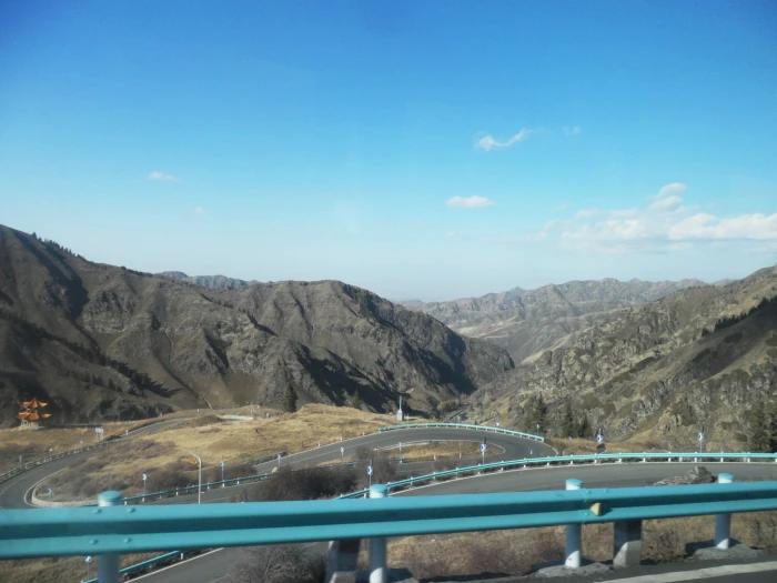 Xinjiang Self-Driving Guide